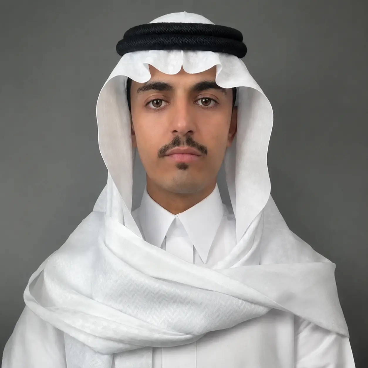 أفضل شماغ أبيض رجالي بخامة أنيقة